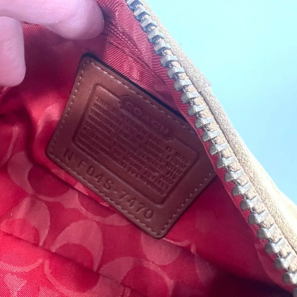 Vintage Y2K Coach Hamptons Suede Mini Bag in Tan 7470 - Picture 8 of 8